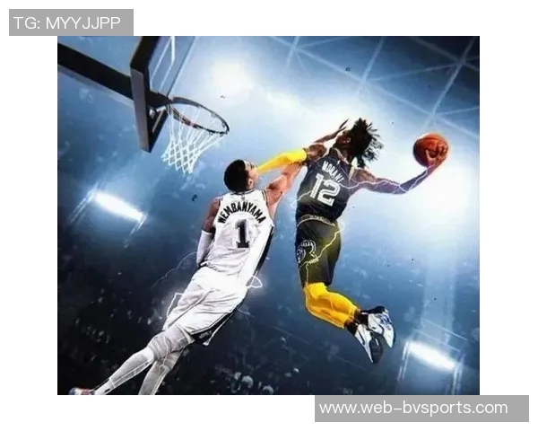 小南斯篮下强势扣篮展现霸主风范引爆全场激情时刻 小南斯篮下强势扣篮展现霸主风范引爆全场激情时刻