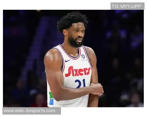 霍华德称恩比德健康状态下可与巅峰奥尼尔匹敌的中锋 霍华德称恩比德健康状态下可与巅峰奥尼尔匹敌的中锋