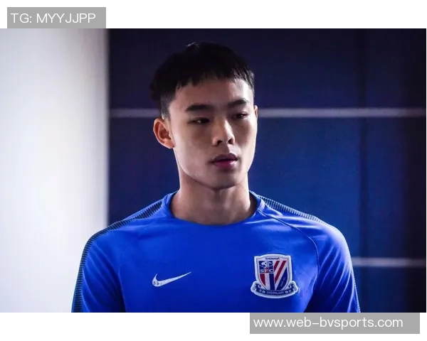 邓弗里斯谈被换下的不满情绪期待球队未来表现更佳