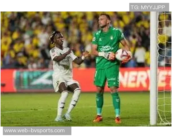 西媒报道皇马坚决不放维尼修斯免签离队若不续约将果断转手处理