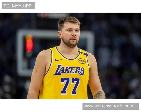 斯玛特回忆东契奇招募时的反应以为经纪人是在开玩笑 斯玛特回忆东契奇招募时的反应以为经纪人是在开玩笑