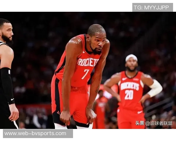 火箭队防守失控五名球员遭遇犯规危机杜兰特等人纷纷领罚 火箭队防守失控五名球员遭遇犯规危机杜兰特等人纷纷领罚